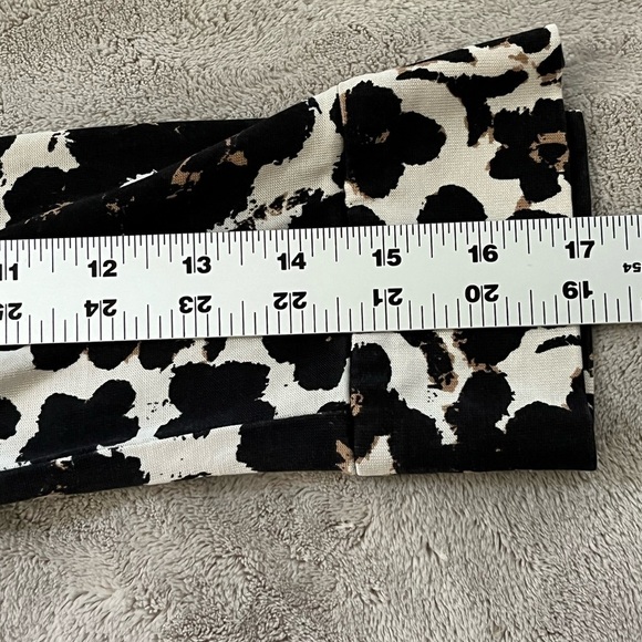 Diane Von Furstenburg 100% Silk Black Tan Cream Floral Wrap Dress Iconic 70’s - Picture 15 of 16